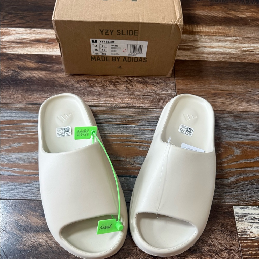 Adidas YZY Slide Box Bone color